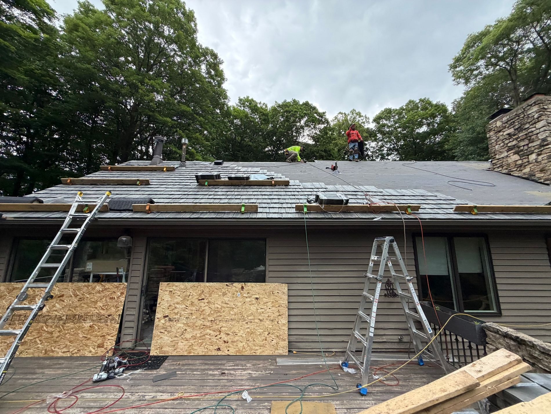 Install - Brava Cedar Shake Canyon Grey